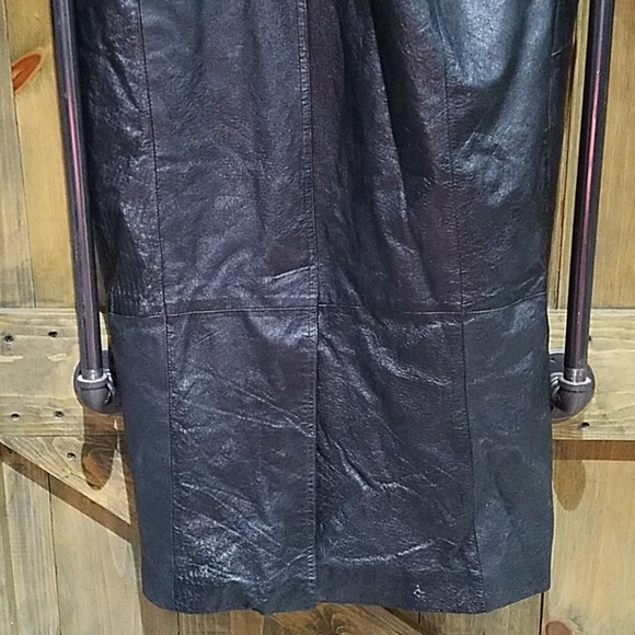 100% LEATHER SUEDE BLACK TRENCH COAT MARBLE PEBBLE MAXI LONG MOBWIFE GRUNGE GOTH - Picture 11 of 16